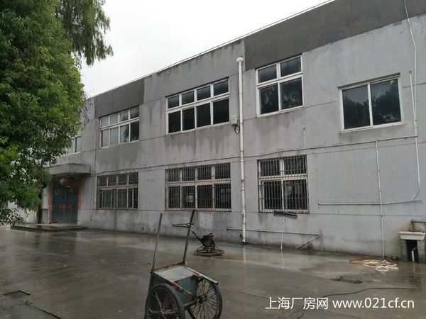 青浦区白鹤工业园区腾富路3400平方米独门独院厂房出租 可分割 另有6600平场地出租 (8).jpg