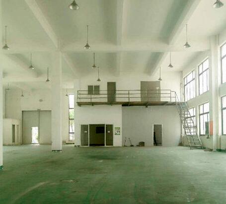 松江 车墩 新车公路/三浜路 一手房东出租底楼 550平方 高7米 有大环评 1.1元